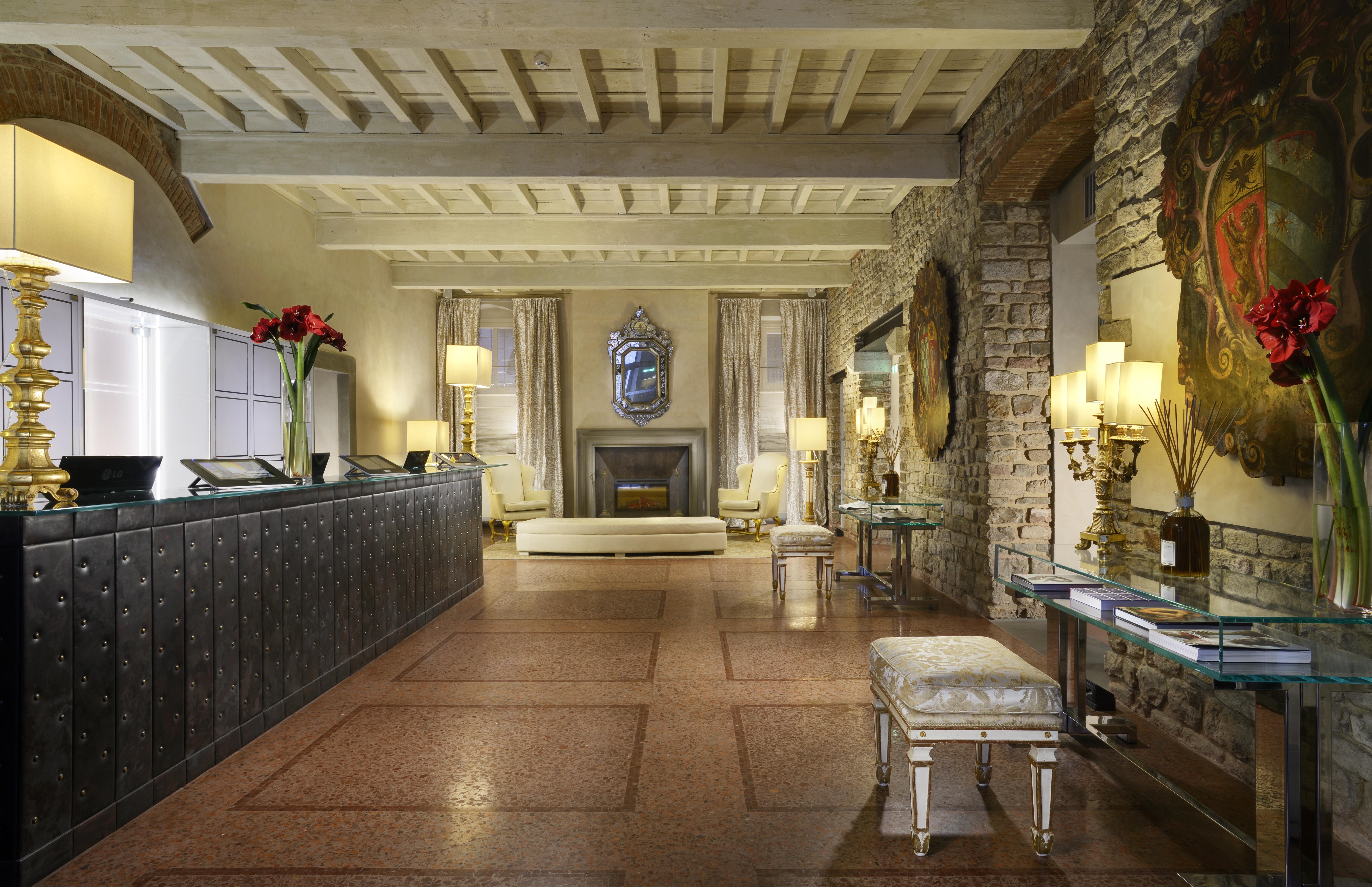 Brunelleschi Hotel Firenze Beltér fotó